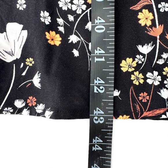Torrid Plus Size 4 BLACK FLORAL Faux Wrap Dress - Picture 5 of 14